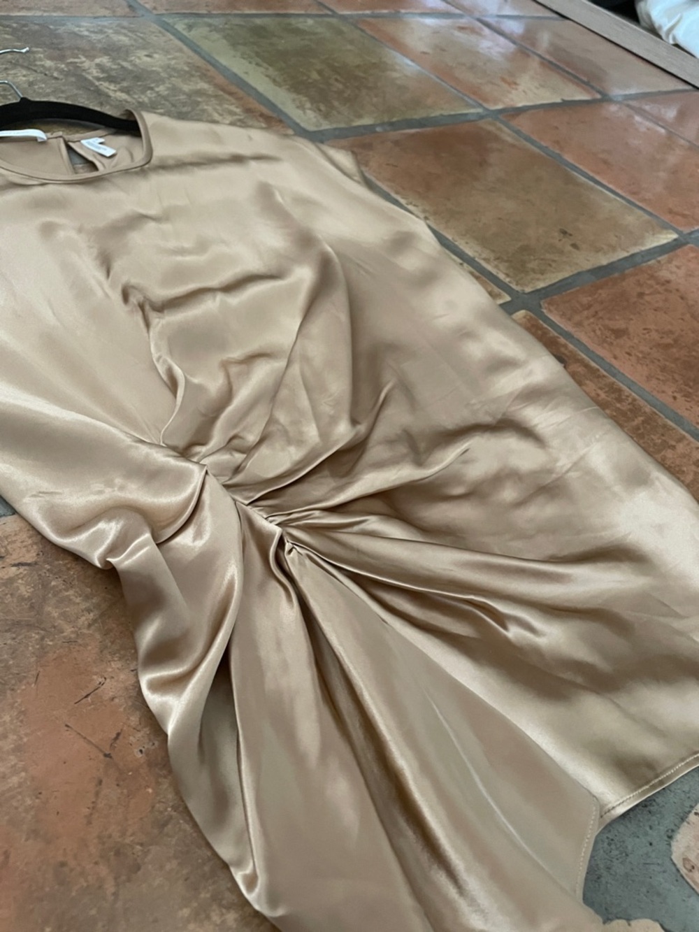 Price Drop 🔷 Helmut Lang Small Gold Bronze Satin Twist-Front Blouse - Picture 6 of 8